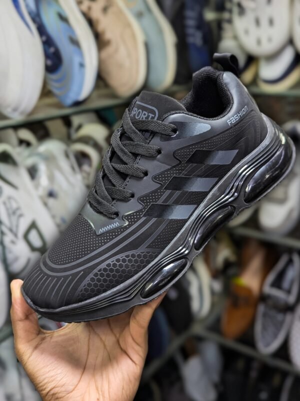 Men's Black Sport Shoe